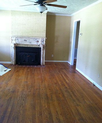 2nd image of 301 Windsor Dr