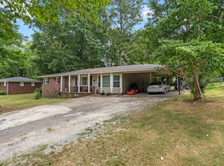 106 Jones Ave, Calhoun, GA 30701