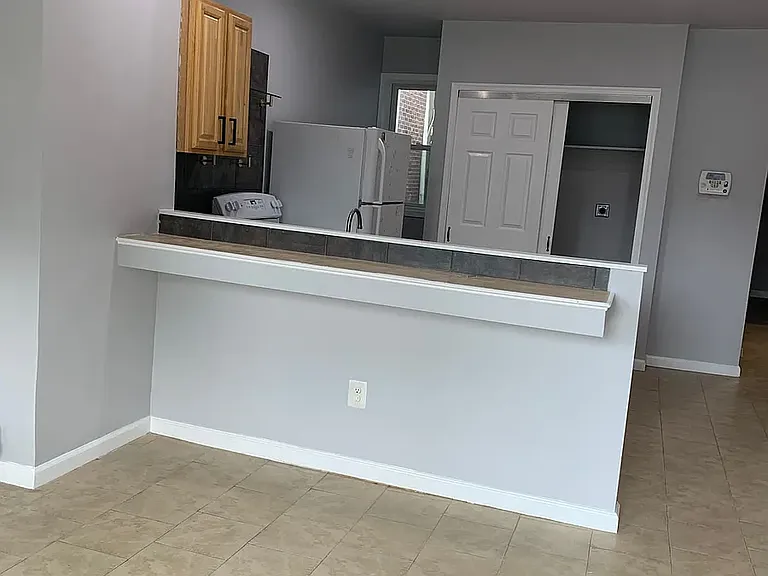 68 W Rockland St #2 — Photo 12