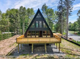 257 Lidio Rd, Blakeslee, PA 18610