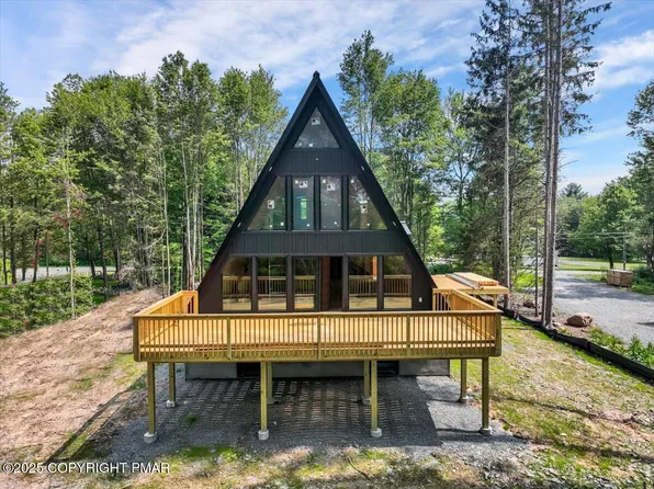 257 Lidio Rd, Blakeslee, PA 18610