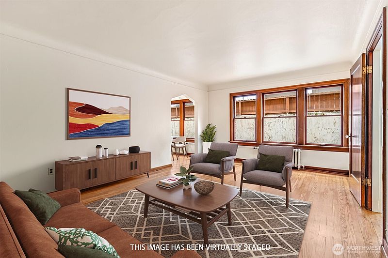 4th image of 220 W Olympic Place #107