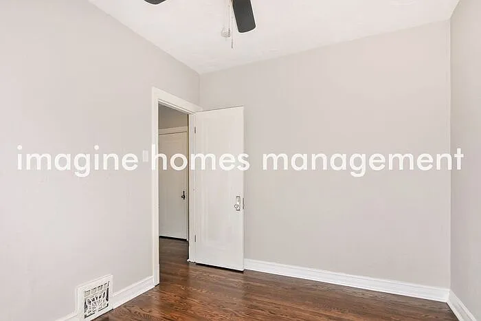 6518 Parkwood Pl — Photo 11