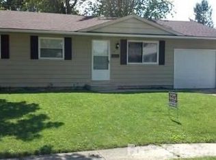 1147 Hawthorne Dr, Sidney, OH 45365