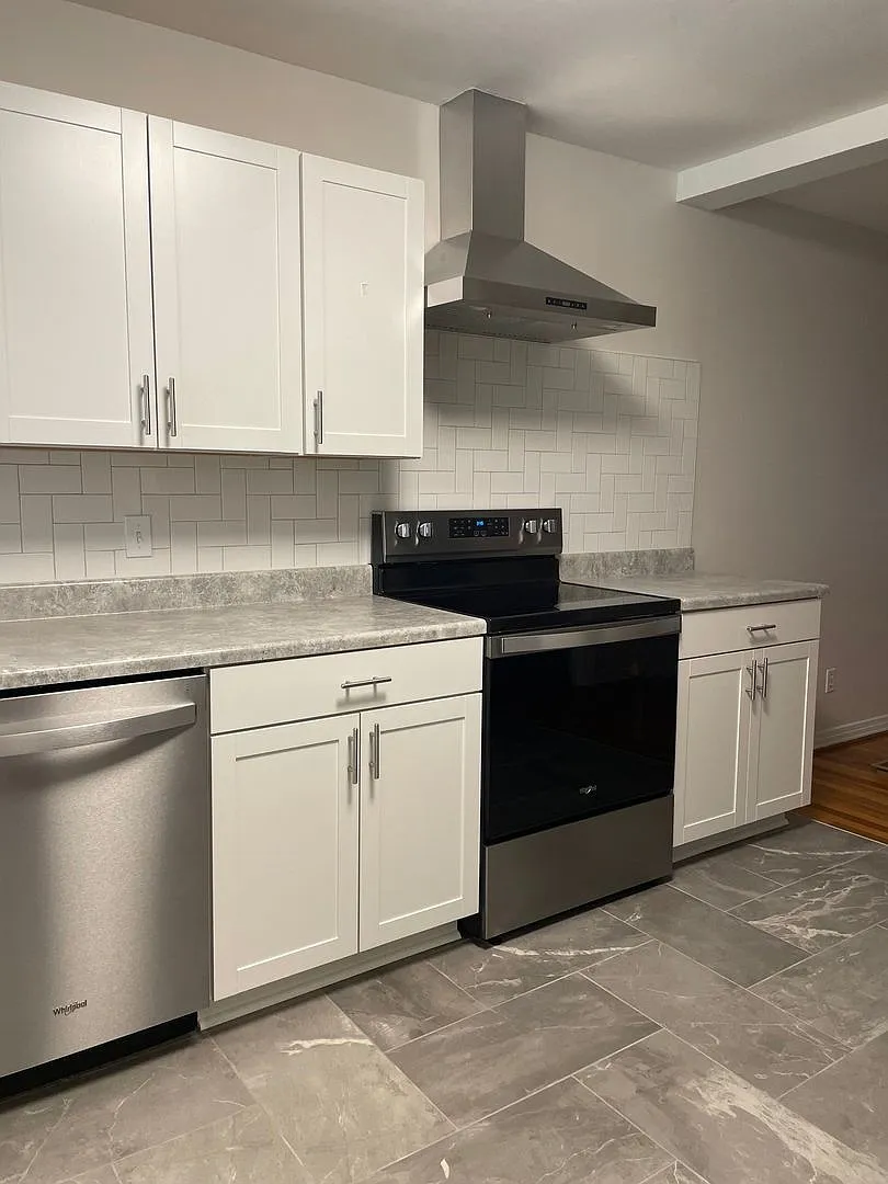 127 W. Drake Avenue — Photo 3
