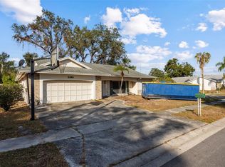 2490 Grove Ridge Dr, Palm Harbor, FL 34683