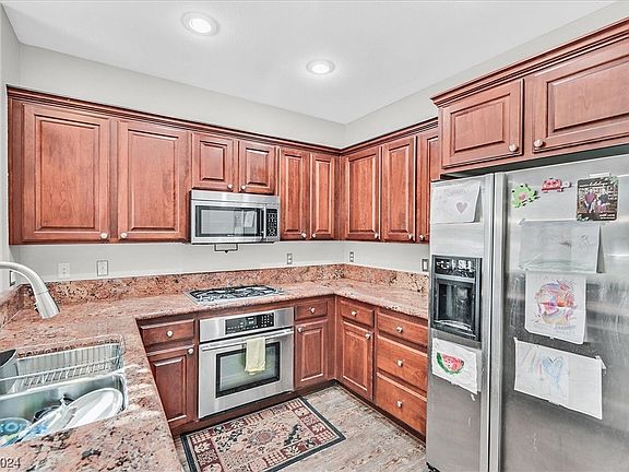 3rd image of 11518 Belmont Lake Dr Unit 105