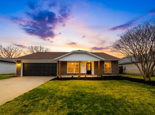 7204 Church Park Dr, Fort Worth, TX 76133