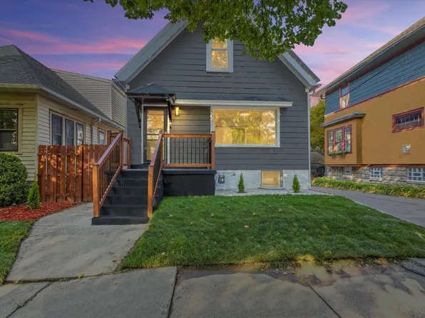 2719 South Austin STREET, Milwaukee, WI 53207