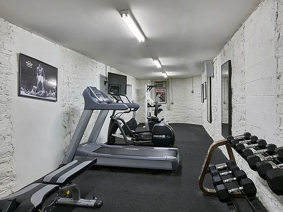 5th image of 305 W 150th St APT 209