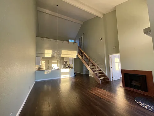 970 S Kingsley Dr #307 Photo 1