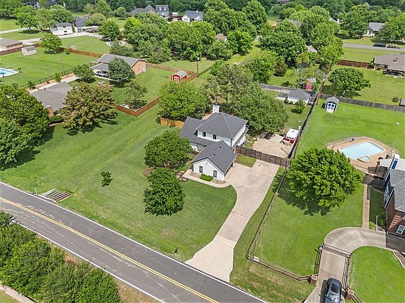 2nd image of 508 Chandler Rd