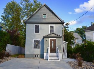 17 Taft Pl, Amsterdam, NY 12010