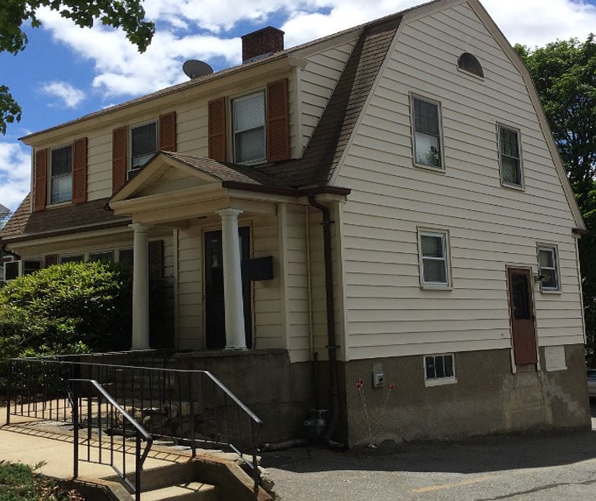 2nd image of 392 Union Ave