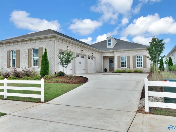 241 Farmhouse Dr, Madison, AL 35757