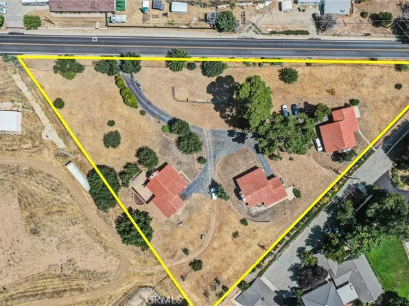 9385 Oak Glen Rd, Cherry Valley, CA 92223