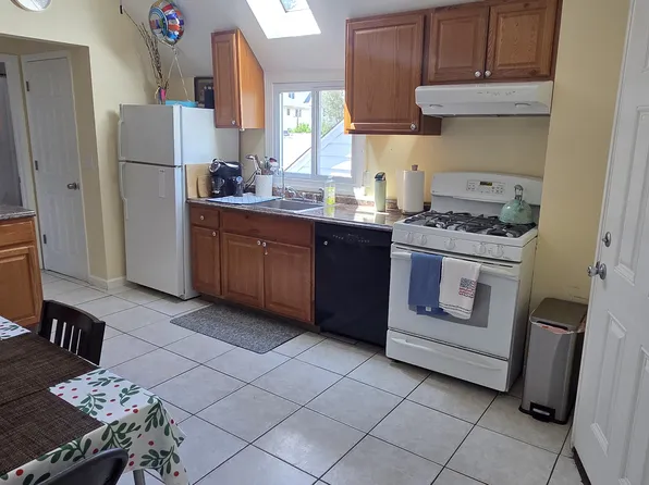 17 Wessington Ave Floor 2, Garfield, NJ 07026