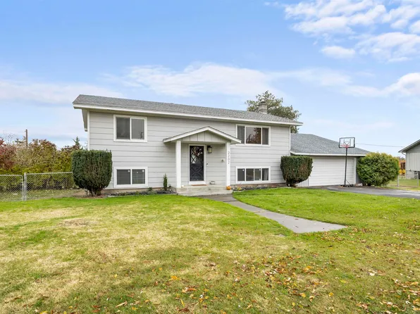 2202 Hill Dr, Grandview, WA 98930