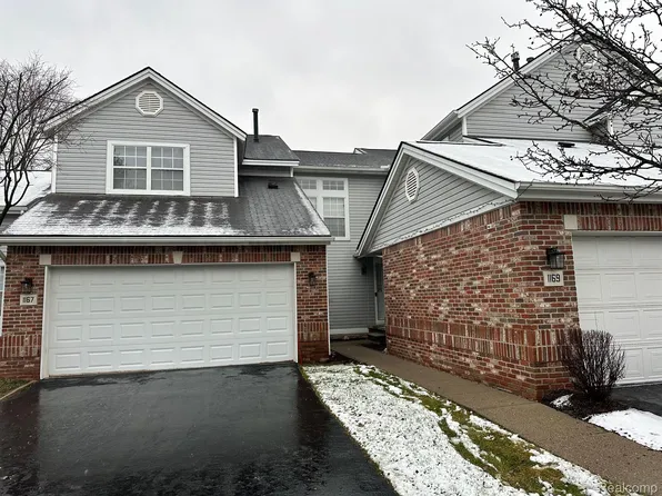 1169 Fairways Blvd, Troy, MI 48085
