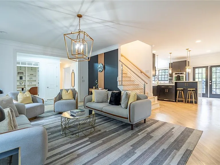 1219 Moores Mill Rd NW — Photo 11
