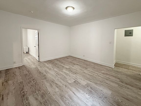 5th image of 32-86 35th St Unit 122