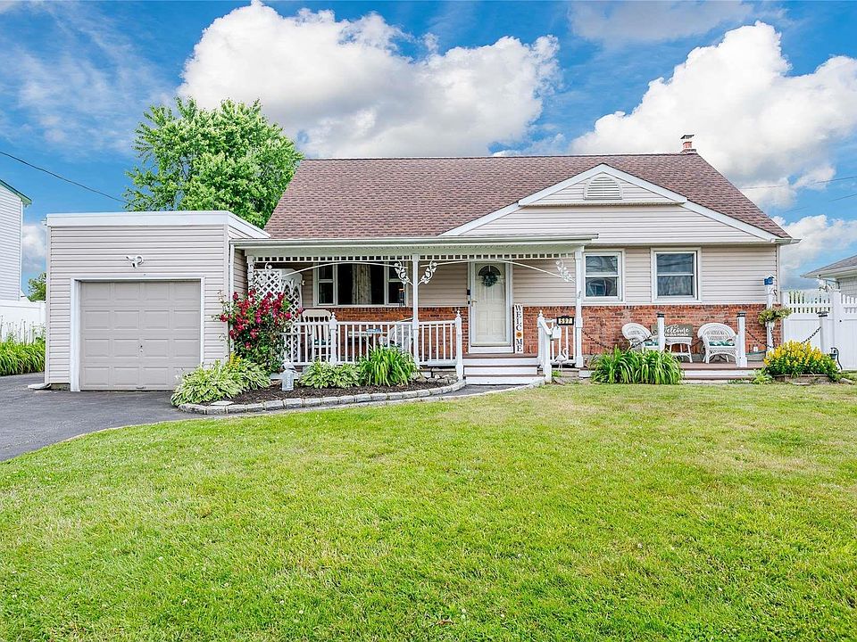 1st image of 597 Alwick Avenue