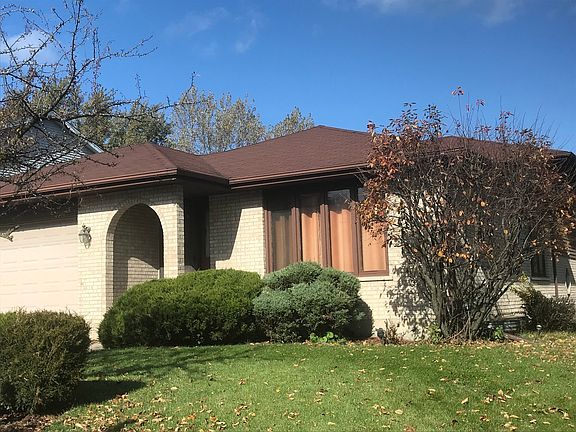 2nd image of 2532 Kelly Dr