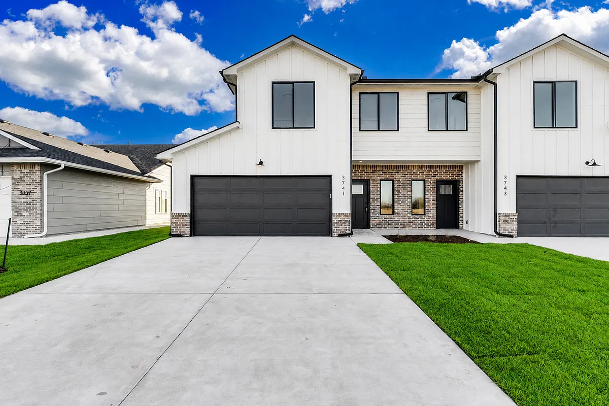 Building Photo - 5416 N Briskbay Ct