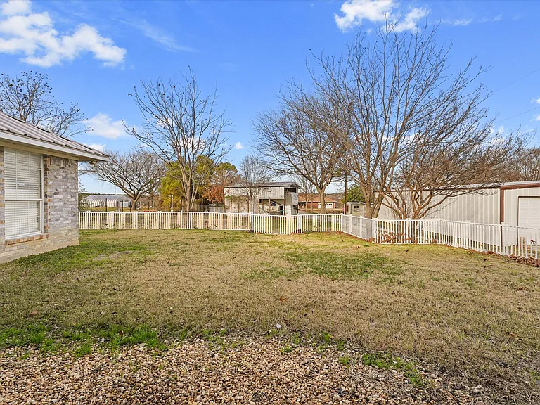 1613 Bozman Rd — Photo 18