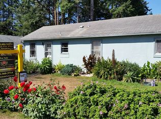 713 2nd St, Brookings, OR 97415