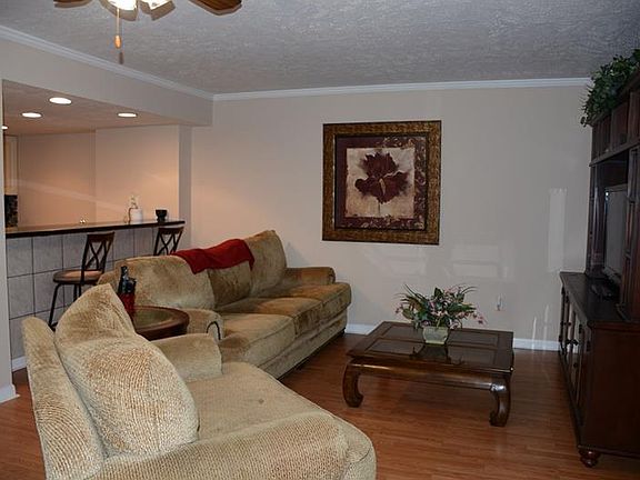 3rd image of 9823 Brownstone Dr