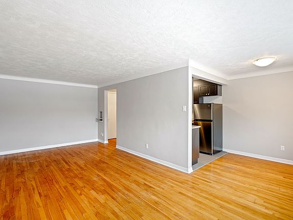 3rd image of 1196 Shillington Ave #937101