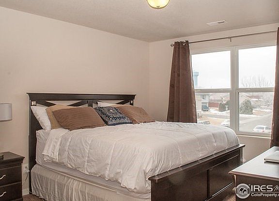 5th image of 448 Stardust Ct