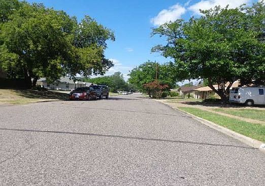 2nd image of 3609 Swallow Ln