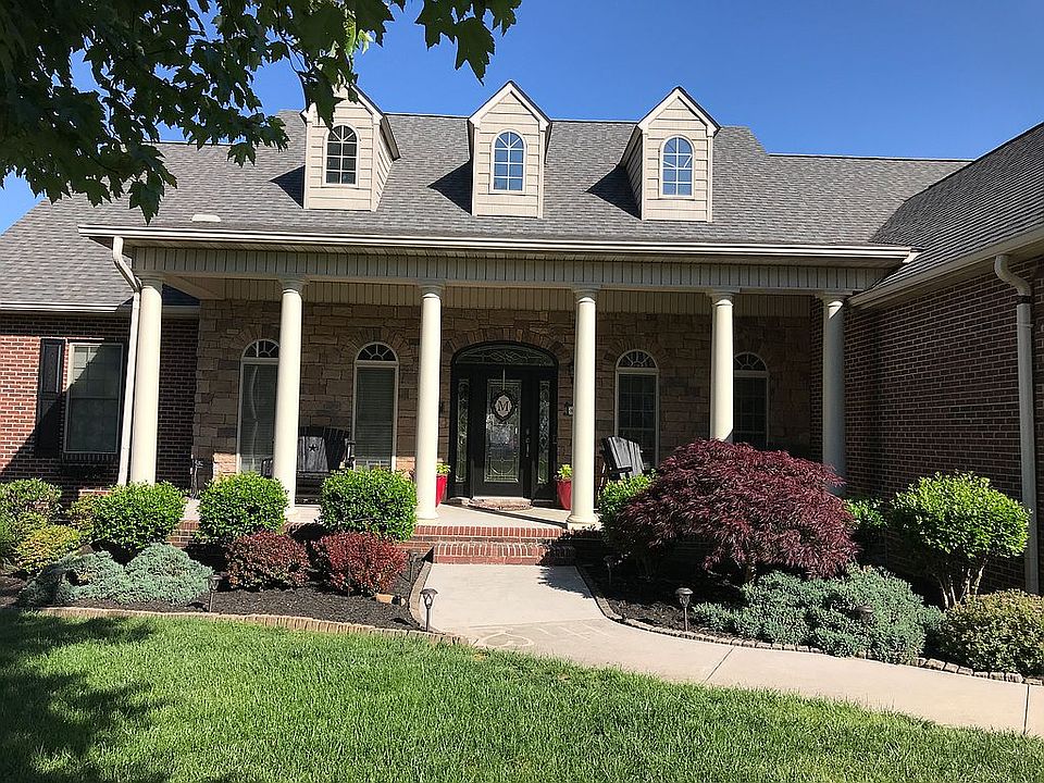 1st image of 1127 Stonehenge Dr