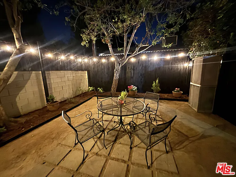 6533 Costello Ave — Photo 17
