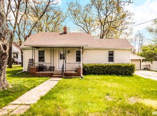 108 Berry St, Washington, IL 61571