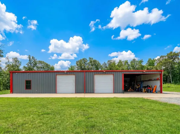 121 Hill Ter, Kilgore, TX 75662
