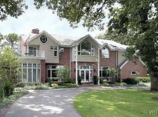 555 Glendale Ave, Winnetka, IL 60093