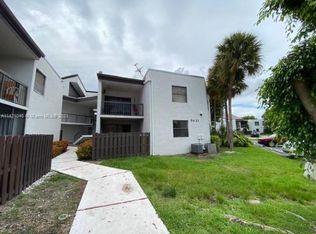 9421 Fontainebleau Blvd APT 104-35, Miami, FL 33172