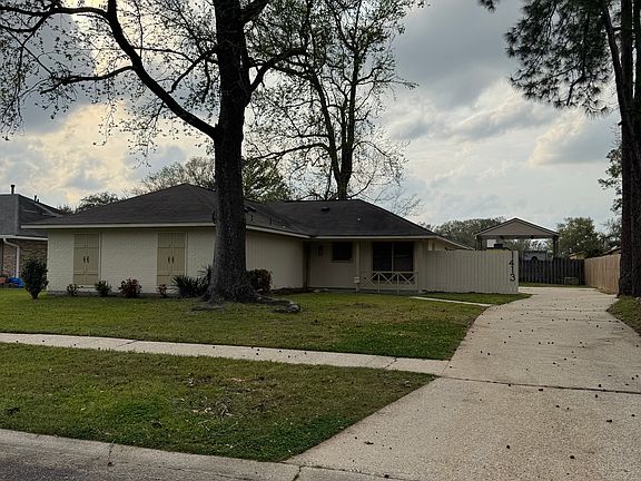3rd image of 1413 Briarhurst Dr