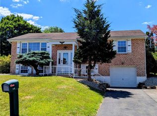 2650 Clover Dr, Easton, PA 18045