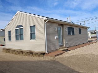 34 E Pelican Way, Lavallette, NJ 08735