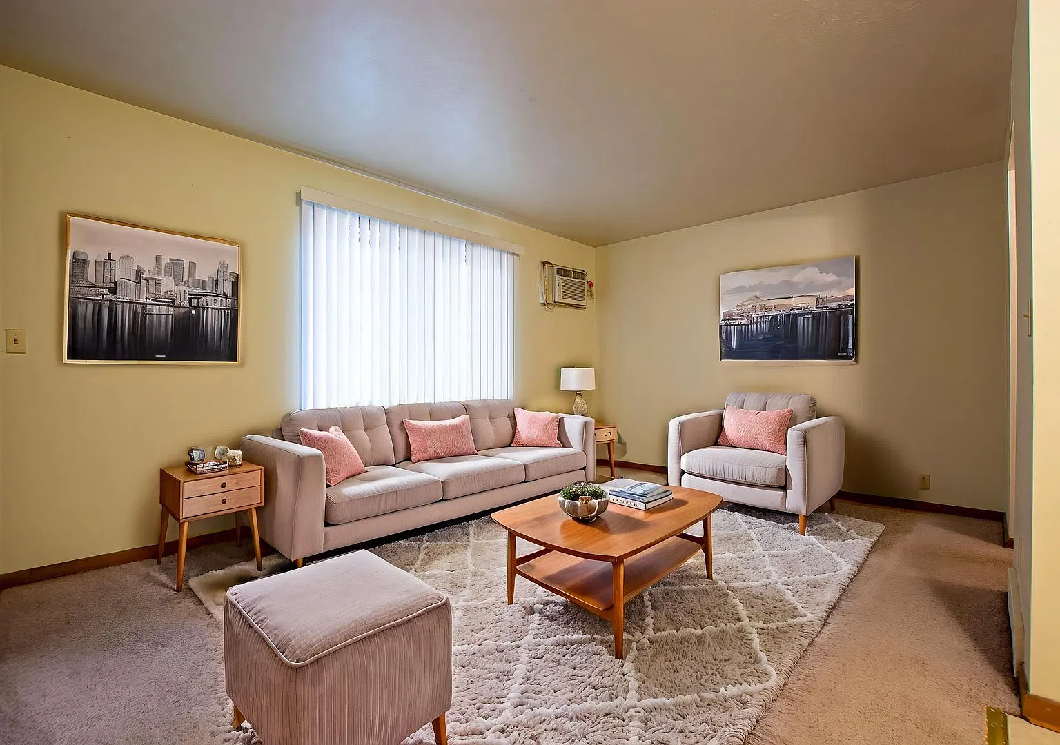 4404 Davenport Street — Photo 4