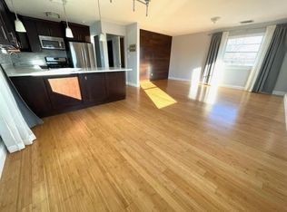 3134 N Jerusalem Rd, Wantagh, NY 11793