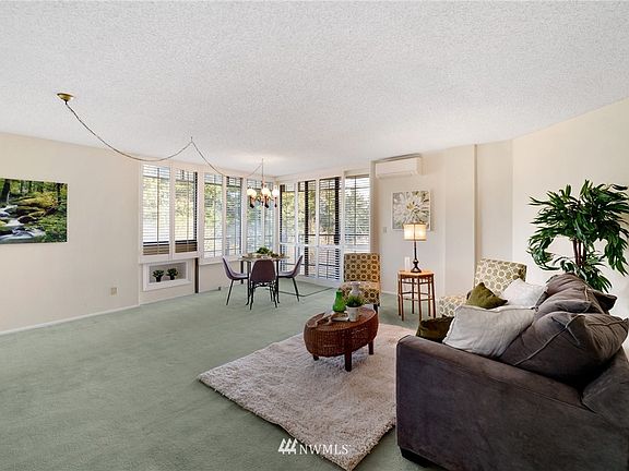 4th image of 1910 Evergreen Park Drive SW #501