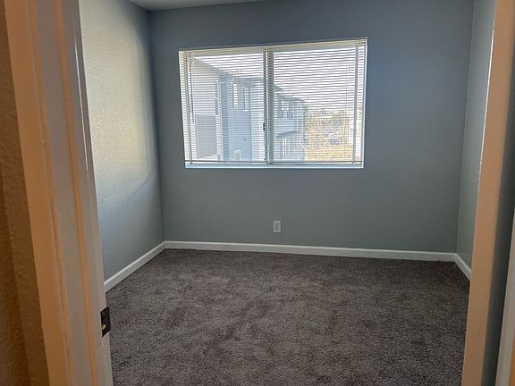 5th image of 29536 Dixon St APT 11