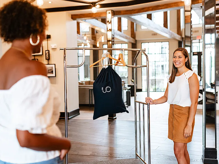 Concierge dry-cleaning service