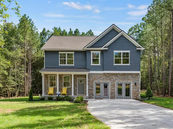9818 Peacefield Ln, South Chesterfield, VA 23803