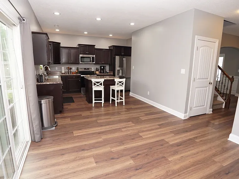 112 S Sea St — Photo 14